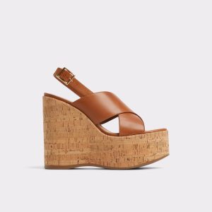 Sandcastle Strappy wedge sandal